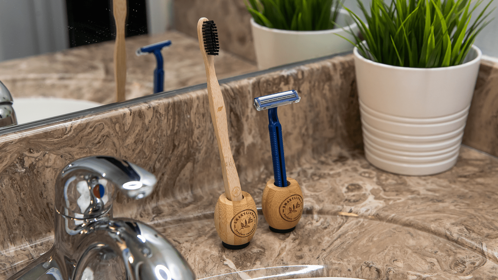 SmartLifEco's Bamboo Toothbrush Holder Hacks! SmartLifeco